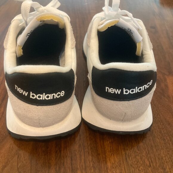 New Balance 237 - Picture 5 of 5